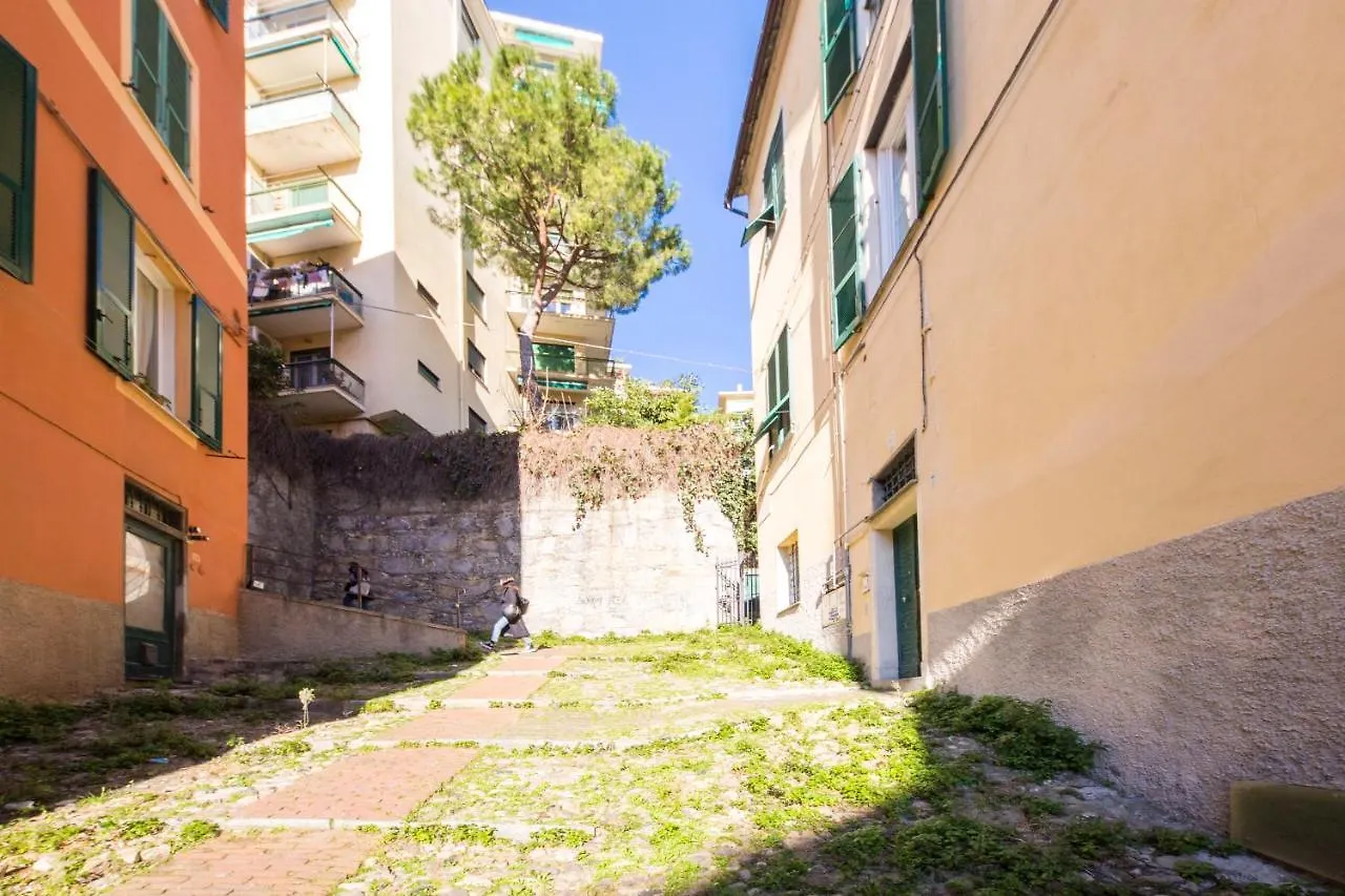 Apartment Leo'S House By Holidayhome24 Genoa