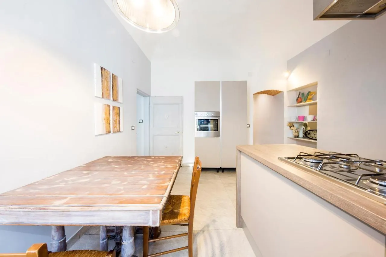 Apartment Leo'S House By Holidayhome24 Genoa